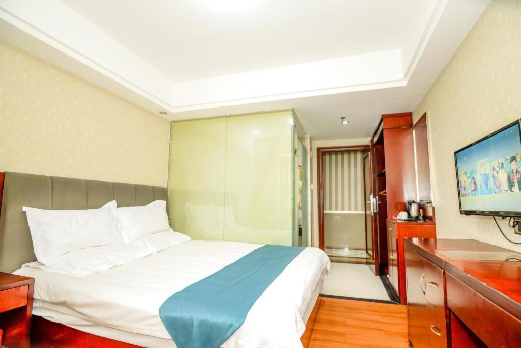 Ji Hotel Shanghai Hongqiao Gubei Fortune Center Экстерьер фото